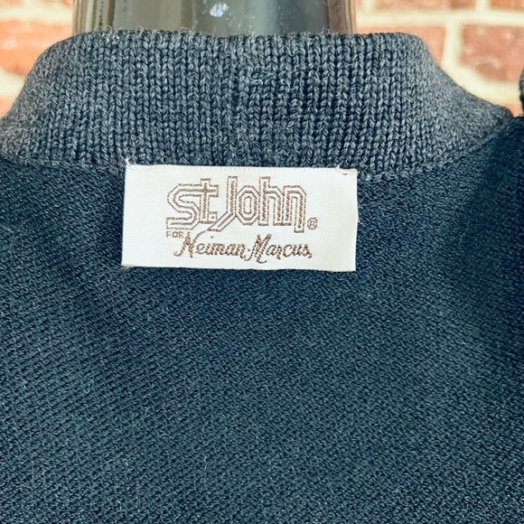 Vintage 1980s St. John for Neiman Marcus Cropped Jacket in Size 4 - Picture 4 of 5